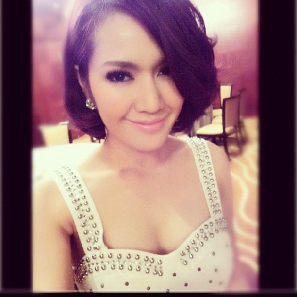 สาวผมสั้นจี๊ดๆ