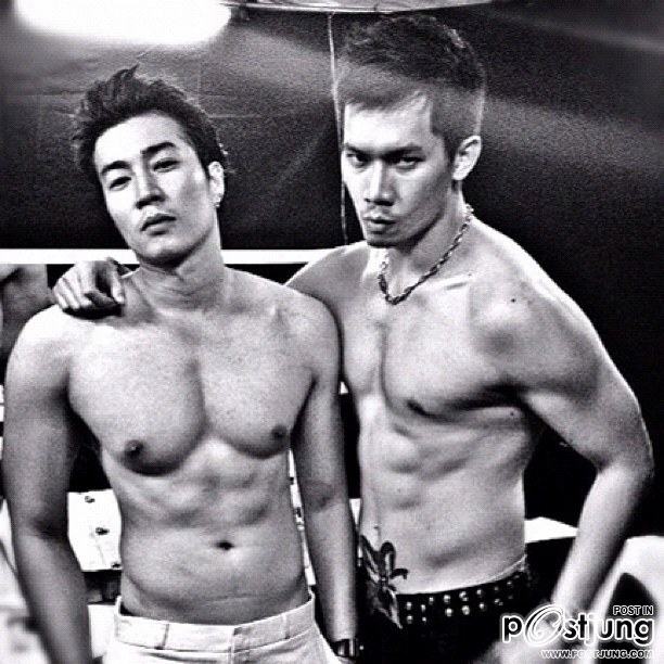 ถอดโชว์เรือนร่าง 94