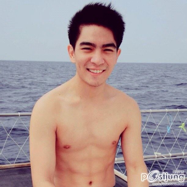 ถอดโชว์เรือนร่าง 94