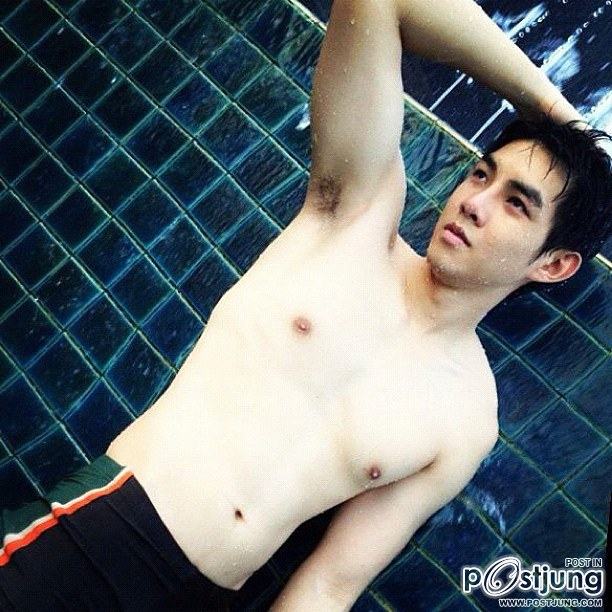 ถอดโชว์เรือนร่าง 94