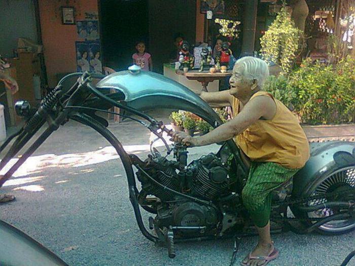 ลั๊นลาหลังวันโลกแตก