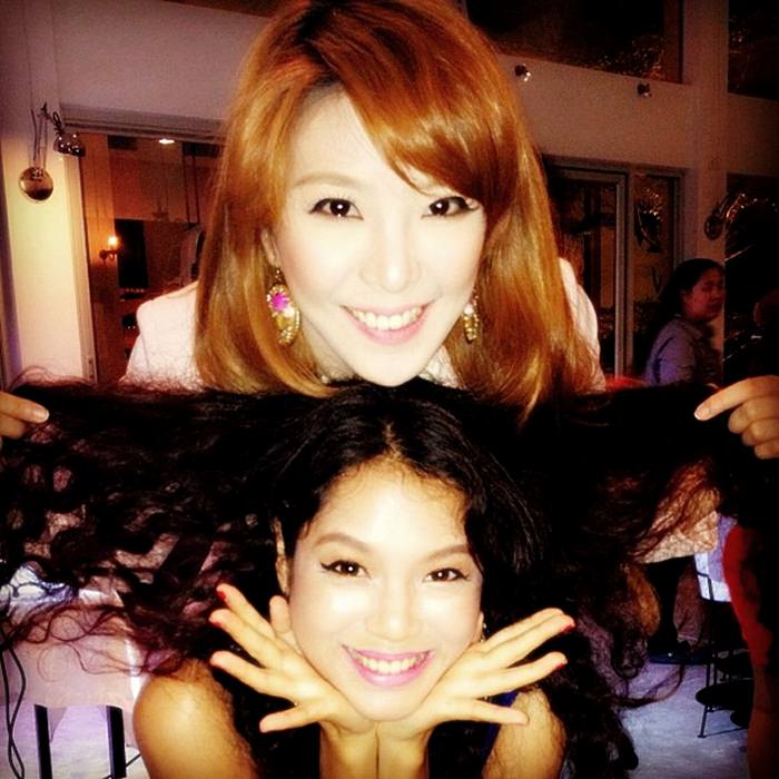 แย้ ขาวหมวยสวยเอ็กซ์ จนคล้าย...