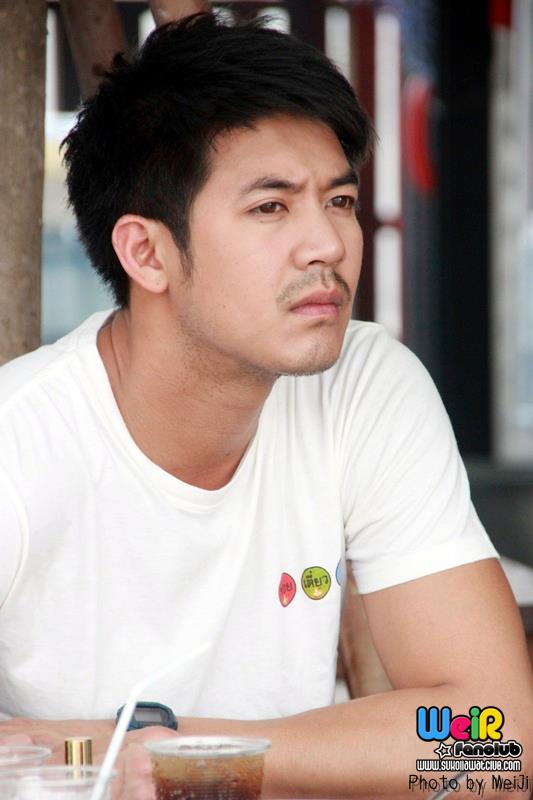 อีกหนึ่งอิริยาบถของ เวียร์ ศุกลวัฒน์