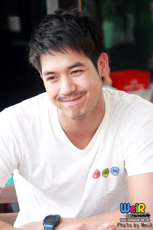 อีกหนึ่งอิริยาบถของ เวียร์ ศุกลวัฒน์
