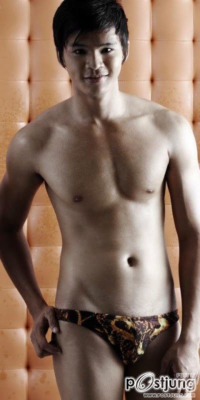 MR. HOT BODIES 2012 SWIMWEAR