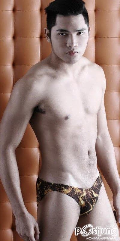 MR. HOT BODIES 2012 SWIMWEAR