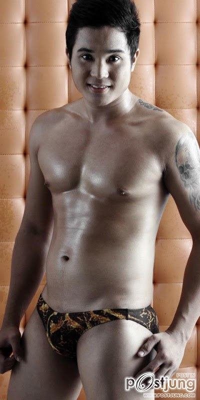 MR. HOT BODIES 2012 SWIMWEAR