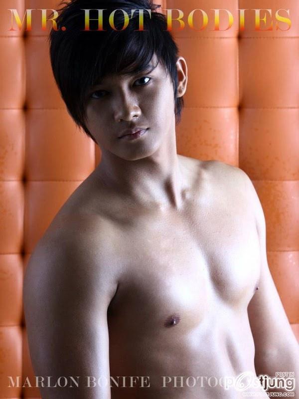 MR. HOT BODIES 2012 SWIMWEAR