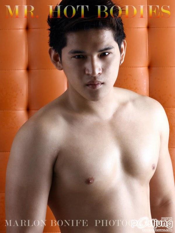 MR. HOT BODIES 2012 SWIMWEAR