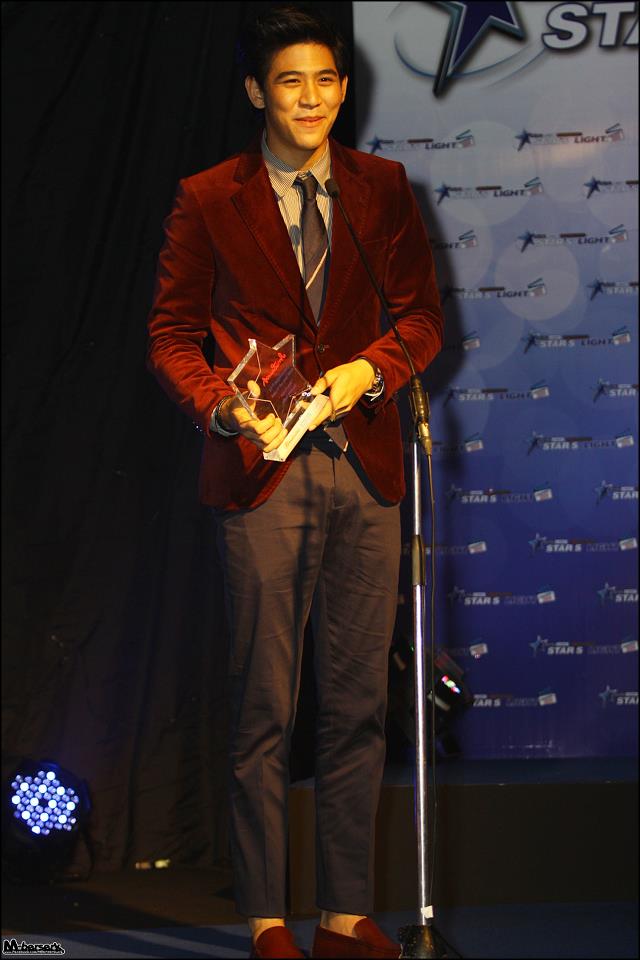 Star's Light Awards 2012 by สยามบันเทิง