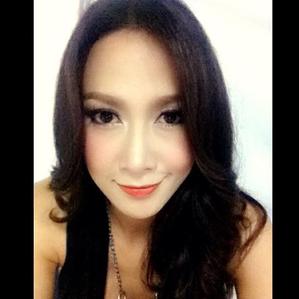 ยุ้ย จีรนันท์ @ Instagram Update