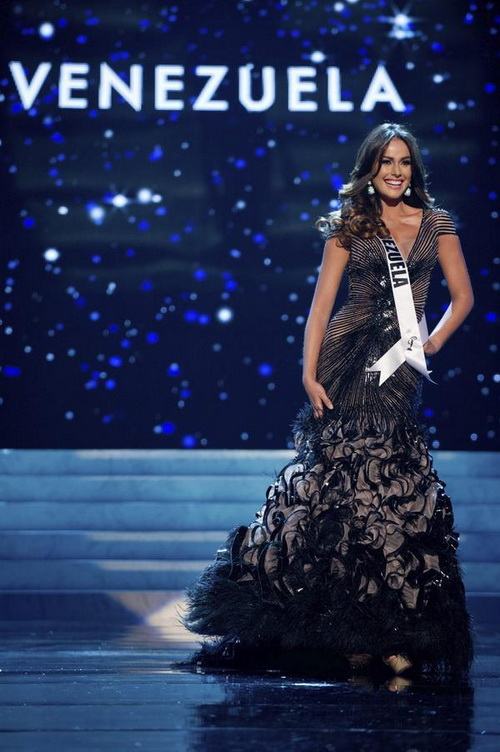 ผลงานของ Miss Venezuela Universe 2012ใกล้วันตัดสินแล้ว