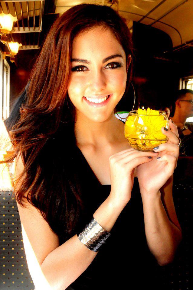 เมื่อ miss malaysia มาเจอ โบ เบญจวรรณ ของเรา จะเหลือหรอ ! 555