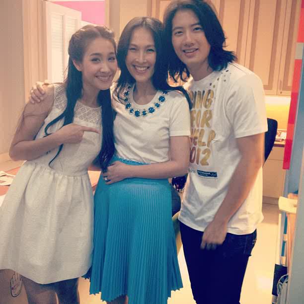 บวงสรวง "ซินเดอเรลล่า รองเท้าแตะ" #เป้ มิน แน็ค และอีกมากมาย