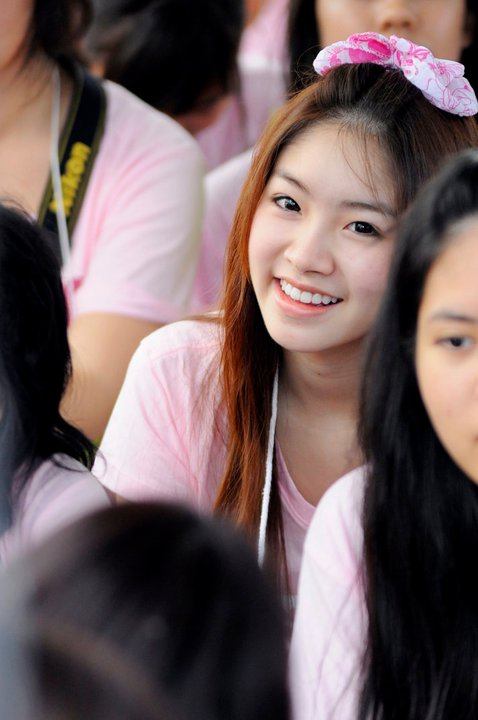 น้องดาร์ลิ่ง นิสิตอักษรฯ น่ารักจุงเบย
