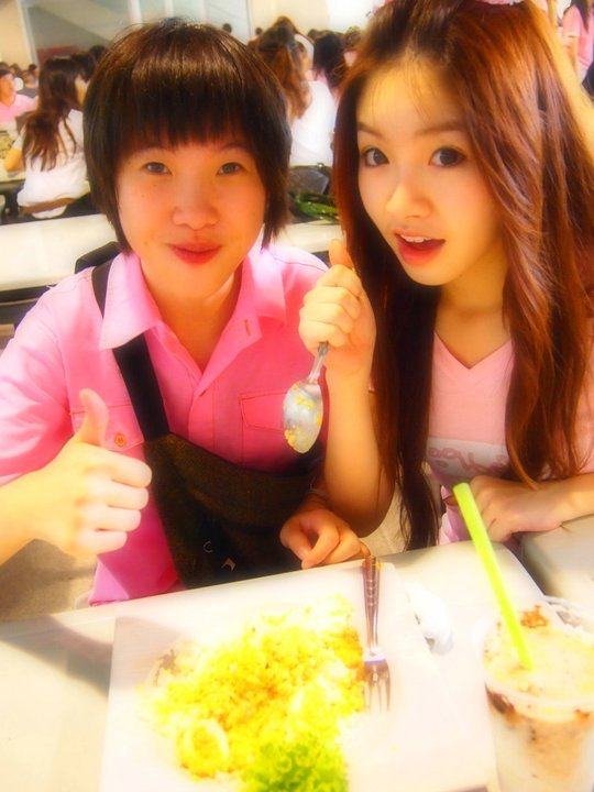 น้องดาร์ลิ่ง นิสิตอักษรฯ น่ารักจุงเบย