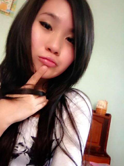 เฟื้องสาวแอร์หน้ามวยจากประเทดลาว