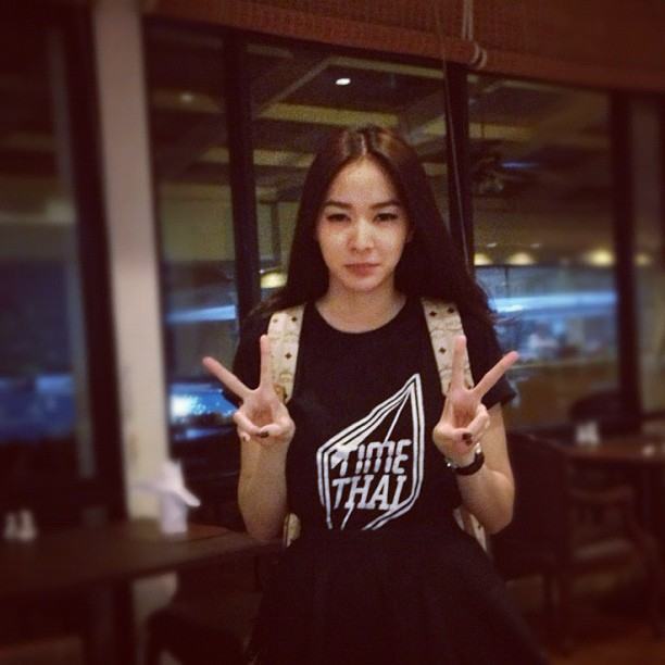 โฟร์ ศกลรัตน์ @ Instagram Update