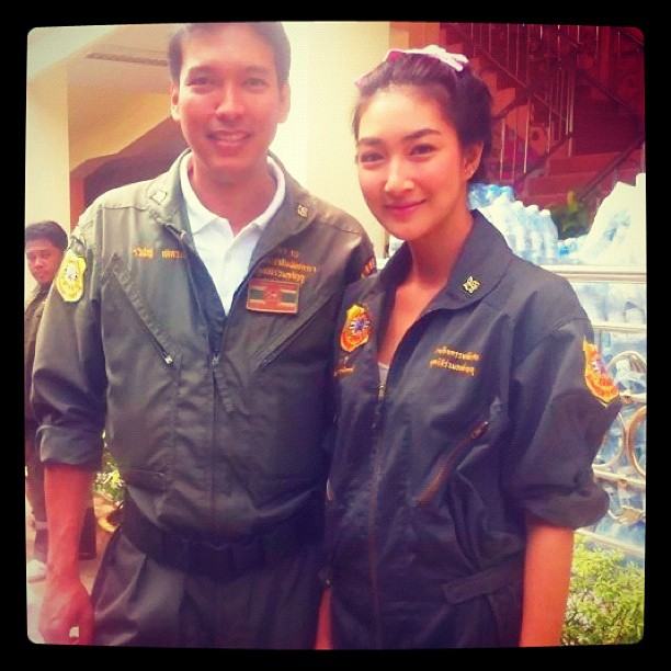 แพนเค้ก ยามแต่งหน้าอ่อนๆ น่ารักอ่ะ