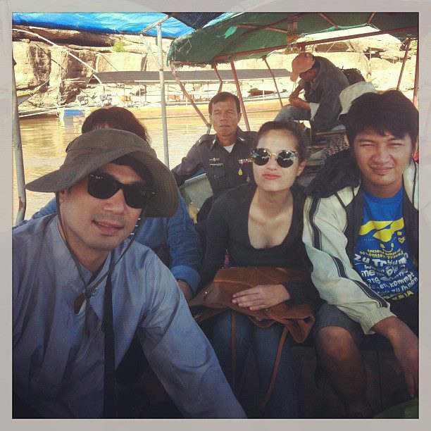 ภาพล่าสุดจากกองถ่ายละครฟ้าจรดทราย ตุ้ย-ขวัญ จัดเต็ม