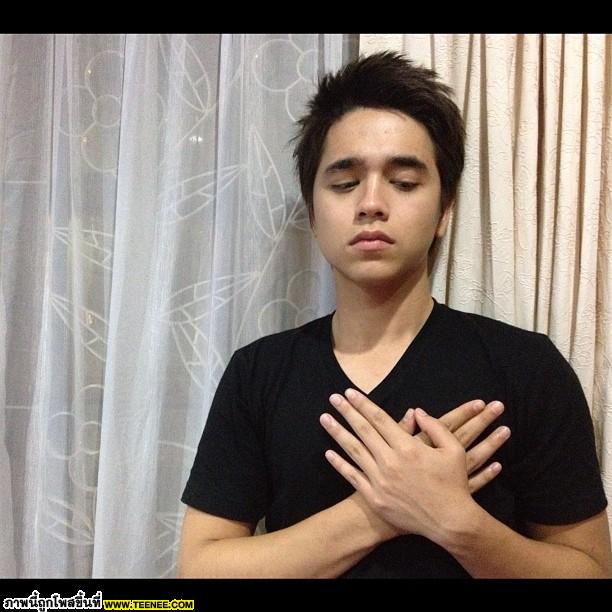 อัพเดทภาพหล่อๆของ'อเล็กซ์ เรนเดล'