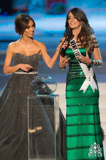รวมภาพความสำเร็จ Miss Venezuela กับตำแหน่งรอง2 MU 2012