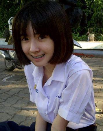 สาวไทยใสๆ