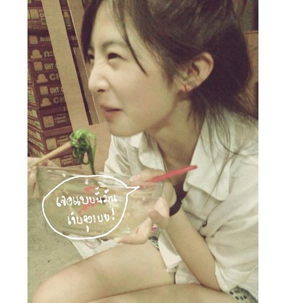 สาวไทยใสๆ