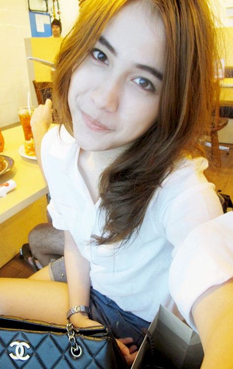 สาวไทยใสๆ