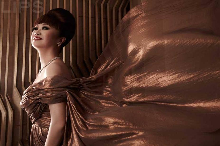 Jennifer Kim @ LIPS vol.14 no.12 December 2012