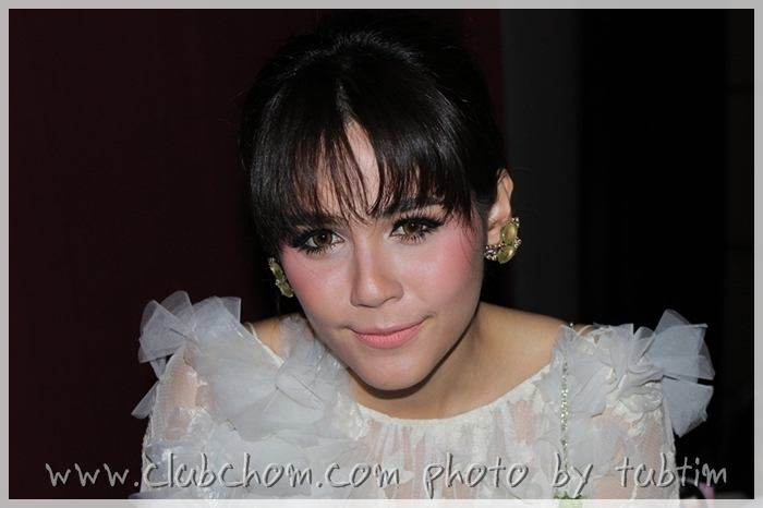 ชมพู่ อารยา ในงานแถลงข่าว คุณนายโฮ รอบสื่อมวลชน