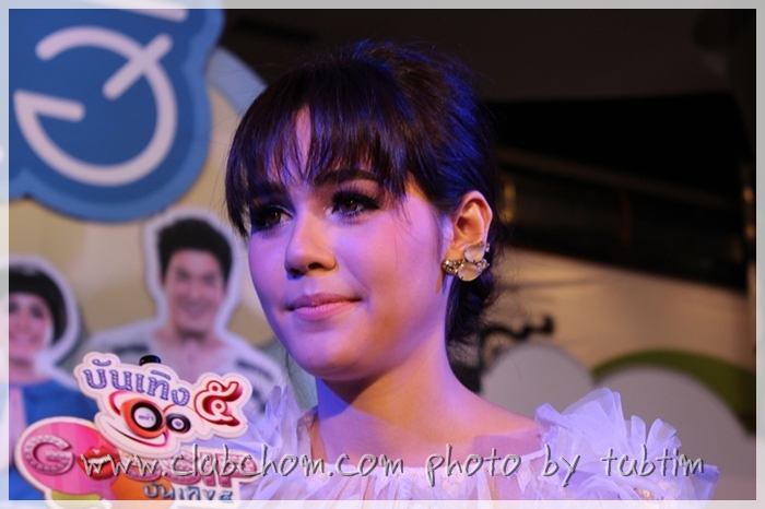 ชมพู่ อารยา ในงานแถลงข่าว คุณนายโฮ รอบสื่อมวลชน