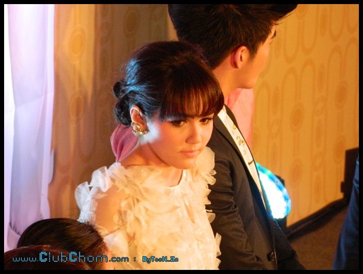 ชมพู่ อารยา ในงานแถลงข่าว คุณนายโฮ รอบสื่อมวลชน