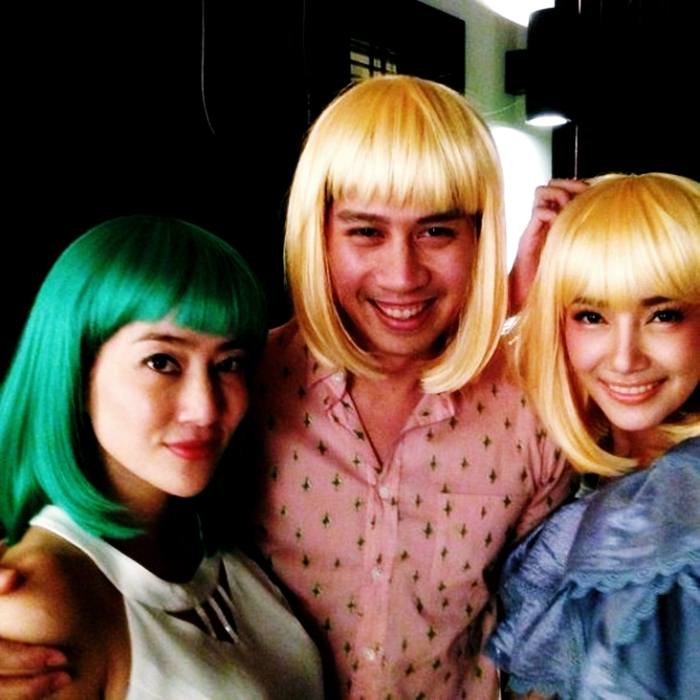 คุณนายนุ่นจัดปาร์ตี้หัวสี ฉลองวันคริสต์มาส