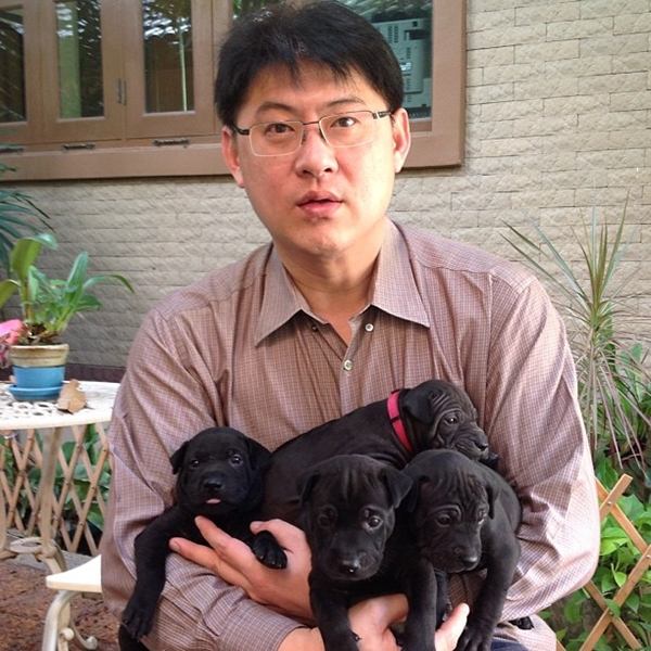 น่ารักอ่ะ! สรยุทธ พาน้องหมาสุดเลิฟร่วมจัดรายการ