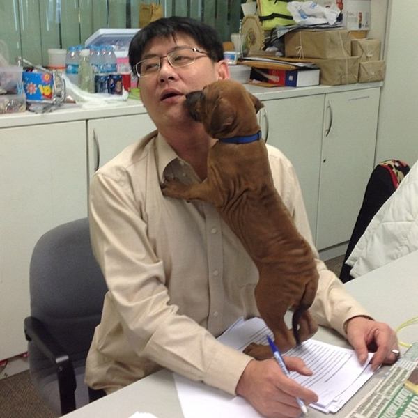 น่ารักอ่ะ! สรยุทธ พาน้องหมาสุดเลิฟร่วมจัดรายการ