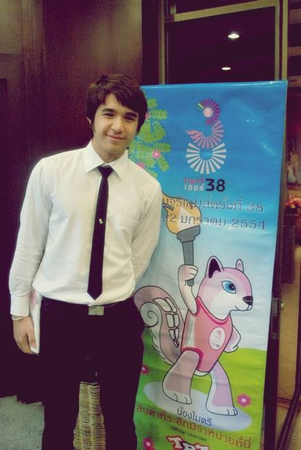 ดาราในชุดนักศึกษา สวย,หล่อ