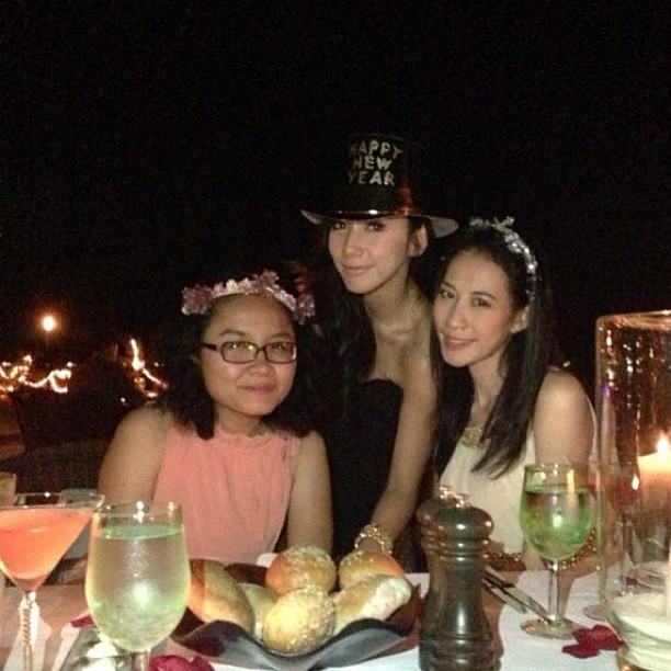 อั้มHappy new year2013ka