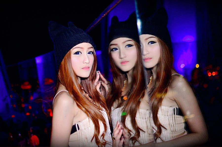 จ๊ะเอ๋ Krisana Kongkakate เธอสวย  ผู้หญิงแท้ 100% คะ