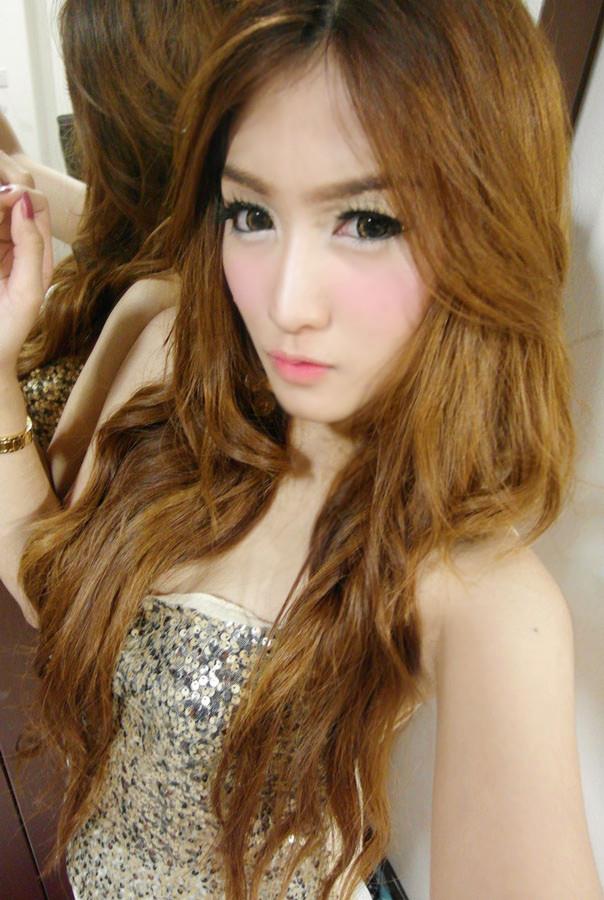 จ๊ะเอ๋ Krisana Kongkakate เธอสวย  ผู้หญิงแท้ 100% คะ