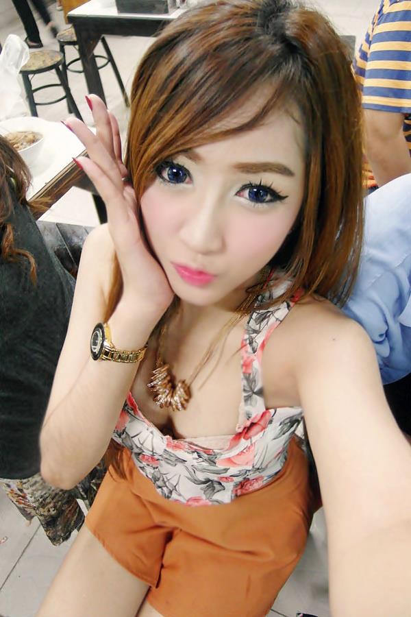 จ๊ะเอ๋ Krisana Kongkakate เธอสวย  ผู้หญิงแท้ 100% คะ