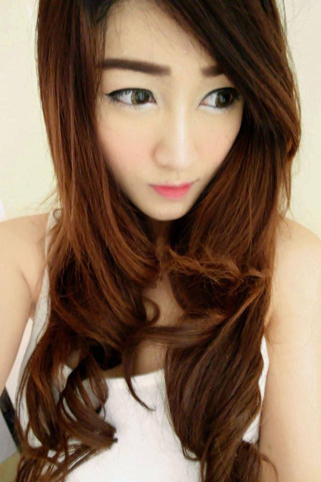 จ๊ะเอ๋ Krisana Kongkakate เธอสวย  ผู้หญิงแท้ 100% คะ