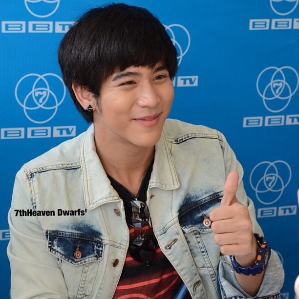 PIC พอร์ช ศรัณย์ @ งาน แจกปฏิทินที่ช่อง7    +2556+