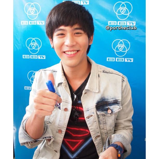 PIC พอร์ช ศรัณย์ @ งาน แจกปฏิทินที่ช่อง7    +2556+