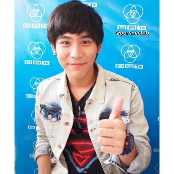 PIC พอร์ช ศรัณย์ @ งาน แจกปฏิทินที่ช่อง7    +2556+