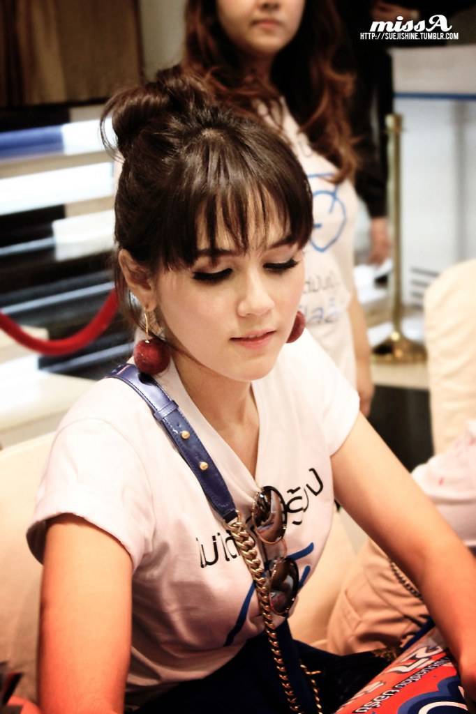 ทรงผมสุดเริ่ด ของ ชมพู่ อารยา
