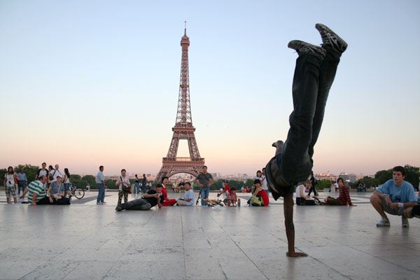 B boy โชว์เจ๋ง