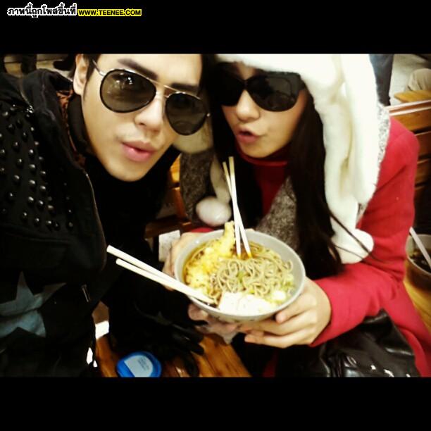 Pic : "ฝ้าย - แมค" AF ควงหวานไกล ณ แดนปลาดิบ!!