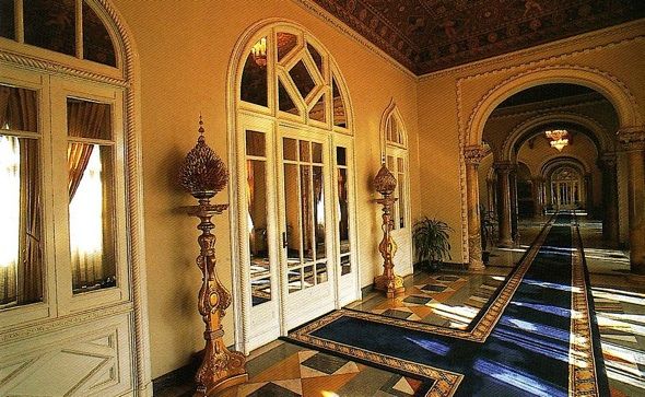 Thai Palaces พระที่นั่งแห่งราชอาณาจักรไทย