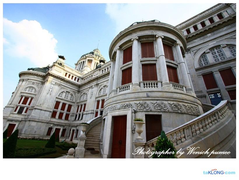 Thai Palaces พระที่นั่งแห่งราชอาณาจักรไทย